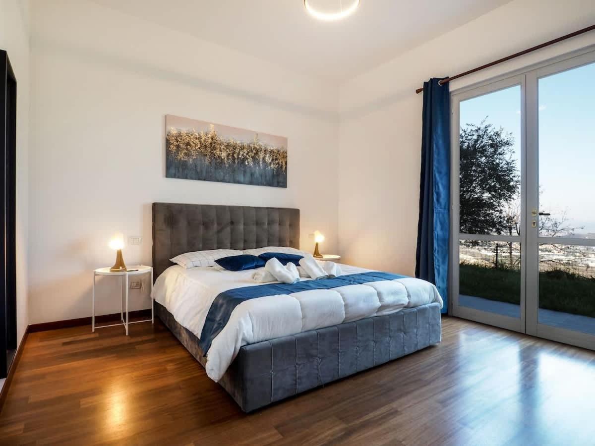 Appartamento con 3 Camere da Letto